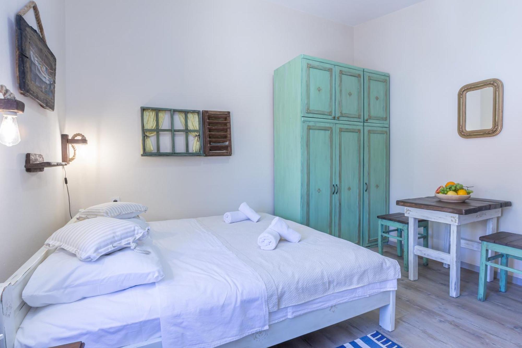 Rooms & Studio Apartments By The Way Baska  Bagian luar foto